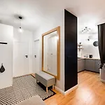 Grzybowska Luxury Apartment